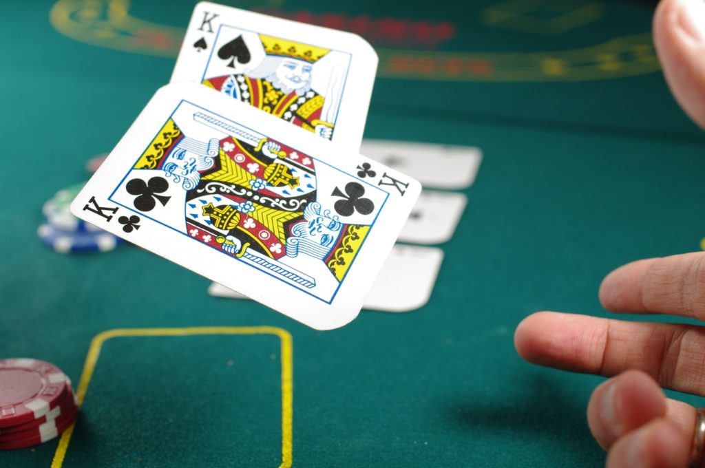 Why Online Casino and Poker Games are Popular? - einsiders