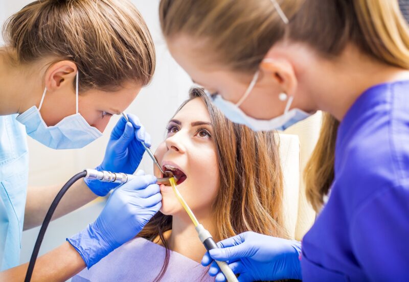 Are you a dental practitioner who always wanted their own practice? Here's the brief guide that makes starting a new dental practice simple.