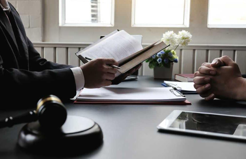 How a Criminal Defense Attorney Can Help You