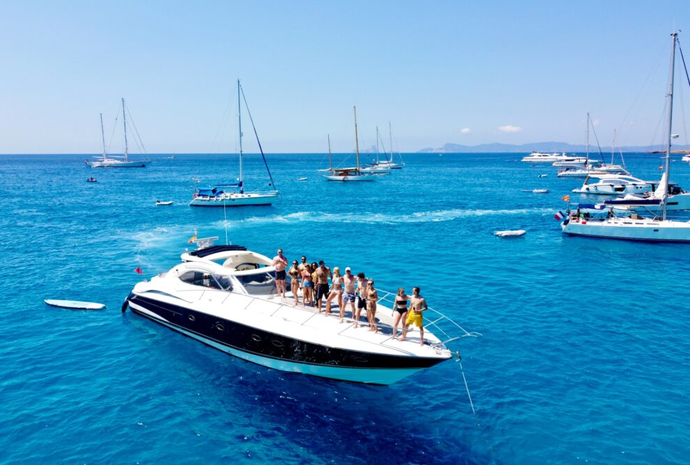 Yacht Charter