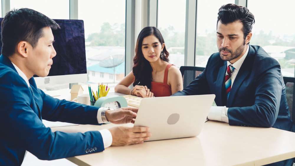 The Role of a Financial Advisor in Driving Financial Success