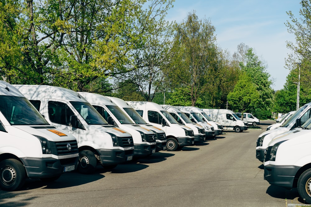 Why Should You Consider Investing in a Fleet Business?