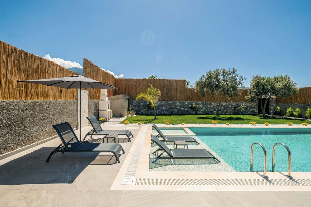 Improve Your Pool Space in the Bay Area